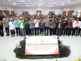 Gubernur Banten, memimpin deklarasi bersama penolakan aksi premanisme di Provinsi Banten, dihadiri Forkopimda dan elemen masyarakat.