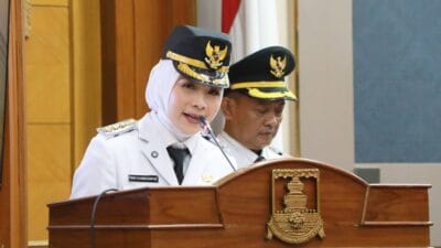 Bupati Serang Ratu Rachmatuzakiyah memaparkan sembilan program prioritas dalam pidato sambutannya di Rapat Paripurna DPRD.