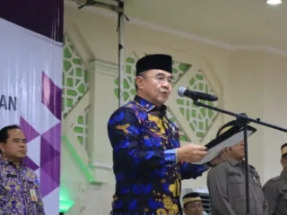 Pelantikan 720 nadzir wakaf di Kabupaten Tangerang oleh Sekda Soma Atmaja menandai langkah penting dalam pengelolaan wakaf.