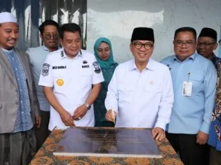 Desa Panongan di Kabupaten Tangerang menjadi percontohan nasional Dapur SPPG, mendukung program makanan bergizi gratis.