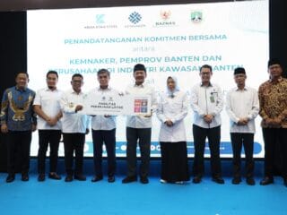 Gubernur Andra Soni Resmikan Komitmen Penempatan Kerja Disabilitas Bersama Menaker dan Baznas di PT Krakatau Steel