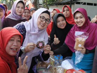 Wabup Intan Nurul Hikmah, mendorong kolaborasi TP PKK dan pemerintah daerah dalam menciptakan lingkungan sehat.