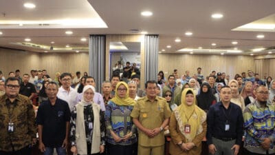 Bupati Moch Maesyal Rasyid, dorong penguatan usaha mikro sebagai pilar ketahanan ekonomi keluarga dalam acara Temu Usaha Mikro 2025.
