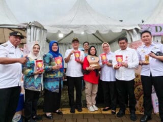Pemerintah Kabupaten Tangerang menggelar pameran Festival Produk Koperasi dan Usaha Mikro "UMKM Ngider Kecamatan" di Balaraja.