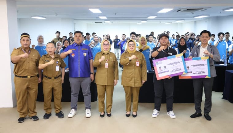Wakil Bupati Tangerang, membuka pelatihan kewirausahaan untuk pemuda, bertujuan menciptakan wirausahawan muda yang kreatif dan berdaya saing.