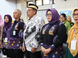 Wakil Bupati Tangerang, membuka HUT Ke-75 IGTKI PGRI dan Workshop Guru TK, menekankan peran penting guru dalam membentuk karakter anak.