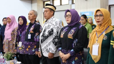 Wakil Bupati Tangerang, membuka HUT Ke-75 IGTKI PGRI dan Workshop Guru TK, menekankan peran penting guru dalam membentuk karakter anak.