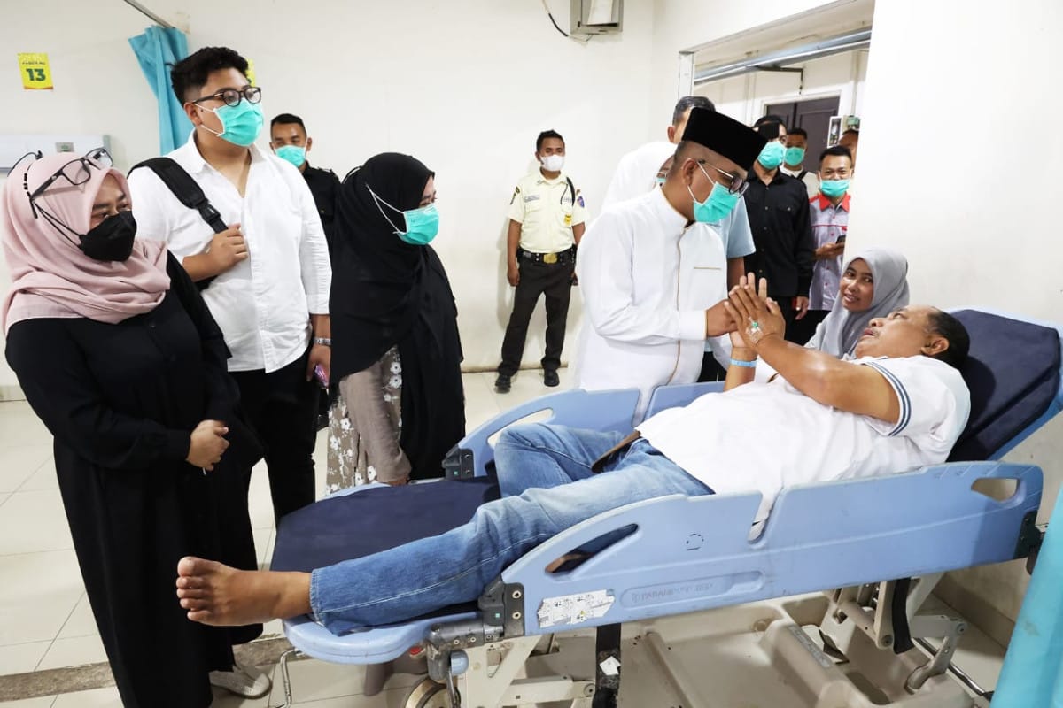 program unggulan Gubernur Banten, Andra Soni, yang berfokus pada pembangunan infrastruktur, kesehatan, pendidikan, dan ketahanan pangan.