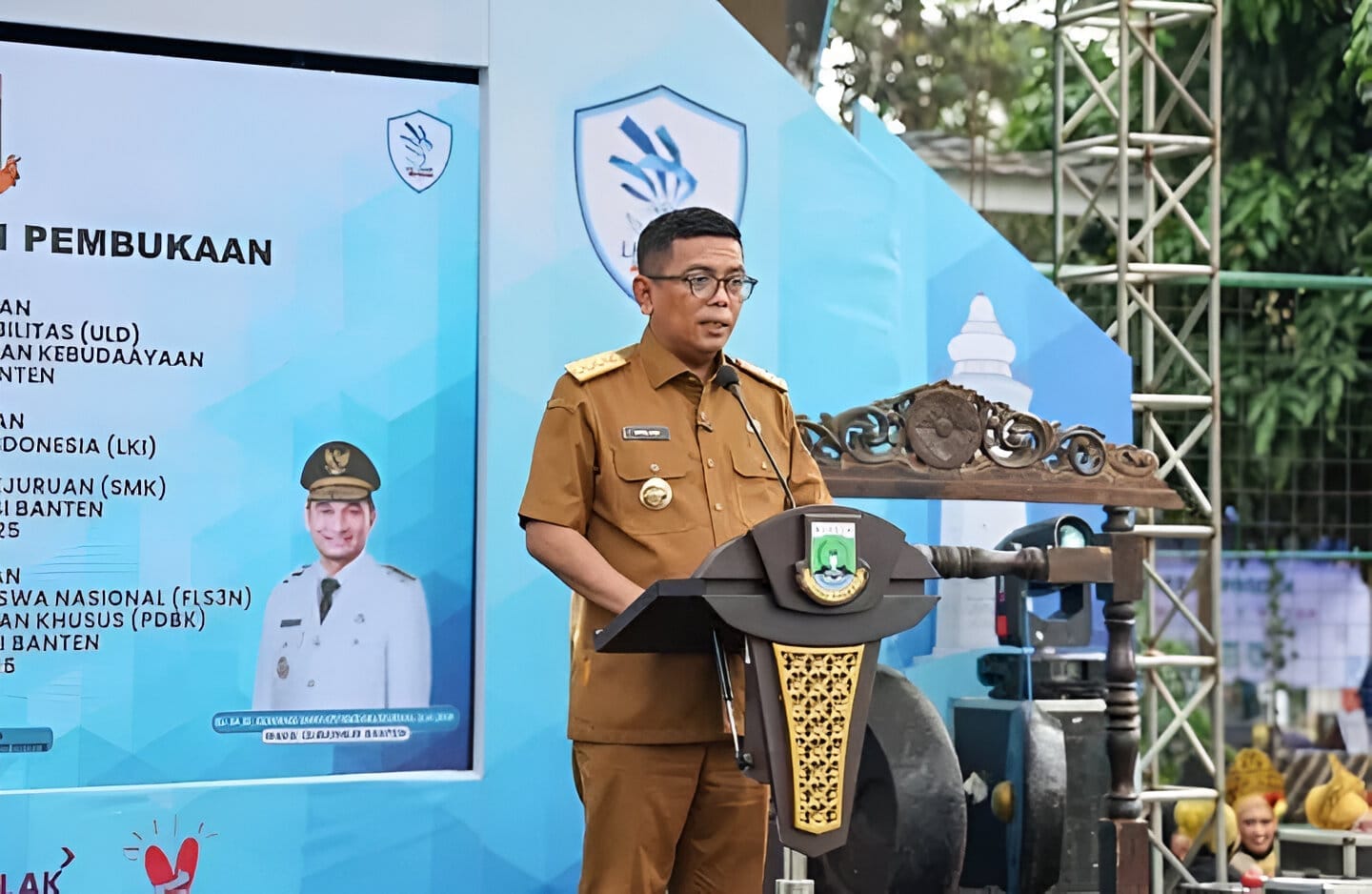 Gubernur Andra Soni, resmikan ULD sebagai langkah nyata dalam mewujudkan pendidikan inklusif dan berkeadilan di Banten.Gubernur Andra Soni, resmikan ULD sebagai langkah nyata dalam mewujudkan pendidikan inklusif dan berkeadilan di Banten.
