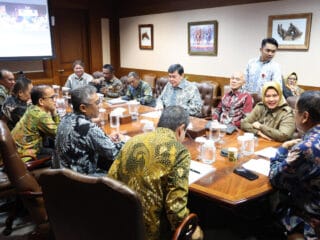 Pemprov Banten perkuat Bank Banten melalui penyertaan modal, kerja sama dengan Bank Jatim, dan dukungan RKUD dari kabupaten/kota.