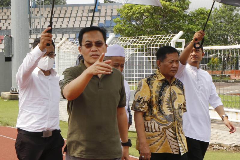 Kota Tangerang siap menjadi tuan rumah Harganas 2025. Sekretaris Kementerian Pembangunan Kependudukan meninjau Stadion Benteng Reborn.