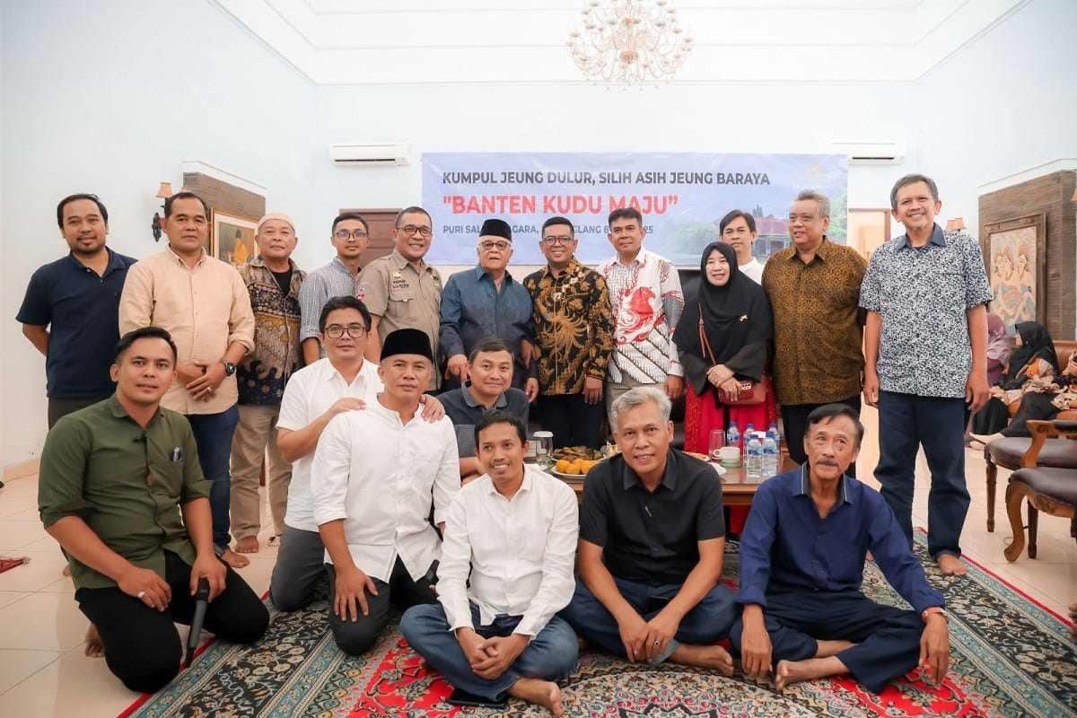 Gubernur Banten, Andra Soni, menghadiri acara Kumpul Jeung Dulur Salakanagara dan mengumumkan Program Sekolah Gratis untuk Tahun Ajaran 2025