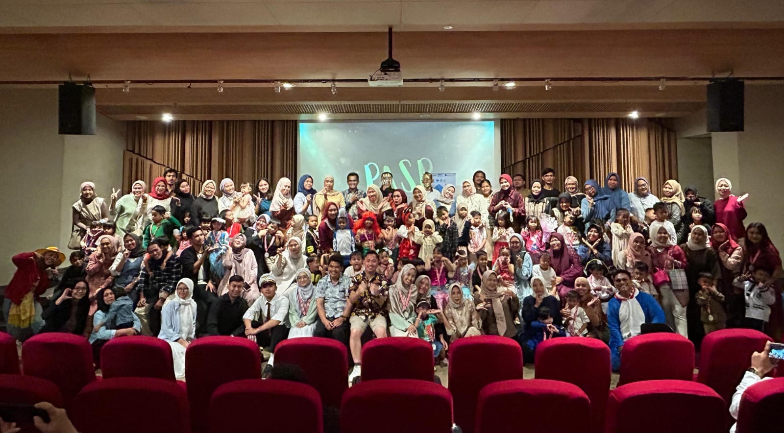 Sinar Mas Land kukuhkan komitmen pendidikan inklusif lewat pelepasan siswa PASP Do & Learn untuk anak prasejahtera di BSD City.