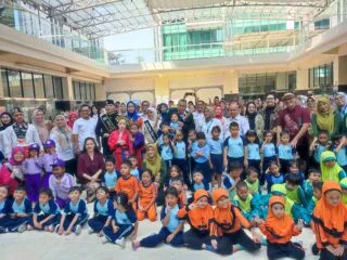 Tangsel peringati Hari Anak Nasional 2025. Wali Kota Benyamin tegaskan komitmen wujudkan kota layak anak dan peran penting orang tua.