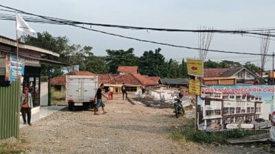 Pengembang Mega Ria Cikupa hentikan sementara proyek usai terima SP4B dari DTRB Tangerang, sambil menunggu proses perizinan rampung.