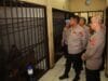 Kapolresta Tangerang sidak ruang tahanan untuk pastikan keamanan, kebersihan, dan pemenuhan hak ibadah serta kesehatan para tahanan.
