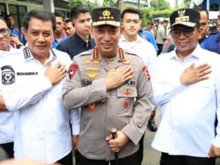 Kapolri dan Bupati Tangerang hadiri bakti sosial HUT Bhayangkara ke-79 bersama KSPSI dan pekerja di PT Adis Dimension Footwear.