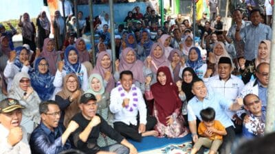 Bupati Tangerang silaturahmi dengan warga Kutajaya bahas penanganan banjir, pendidikan, dan komitmen pembangunan berkelanjutan.