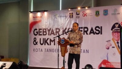 Menkop UKM Budi Arie dorong KKMP Tangsel jadi koperasi percontohan nasional. 54 koperasi kelurahan siap beroperasi secara profesional.