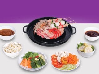 Nikmati menu spesial Famous Grill hanya Rp150 ribu berdua, lengkap dengan ice coffee gratis dan suasana cozy di Fame Hotel Gading Serpong.