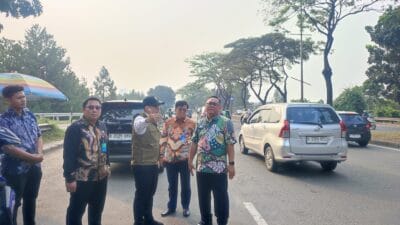 Pemkot Tangsel lakukan rekayasa lalu lintas untuk atasi kemacetan, Wakil Wali Kota Pilar Saga tinjau langsung kondisi di lapangan.