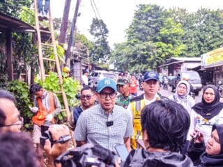Wakil Wali Kota Tangsel tinjau penataan kabel udara di 7 ruas jalan, wujudkan kota rapi, modern, dan aman bagi pengguna jalan.