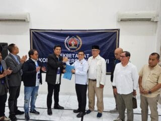 Hendry Ch Bangun resmi daftar calon Ketua Umum PWI 2025 dengan dukungan 17 daerah, tegaskan maju independen di Kongres PWI.