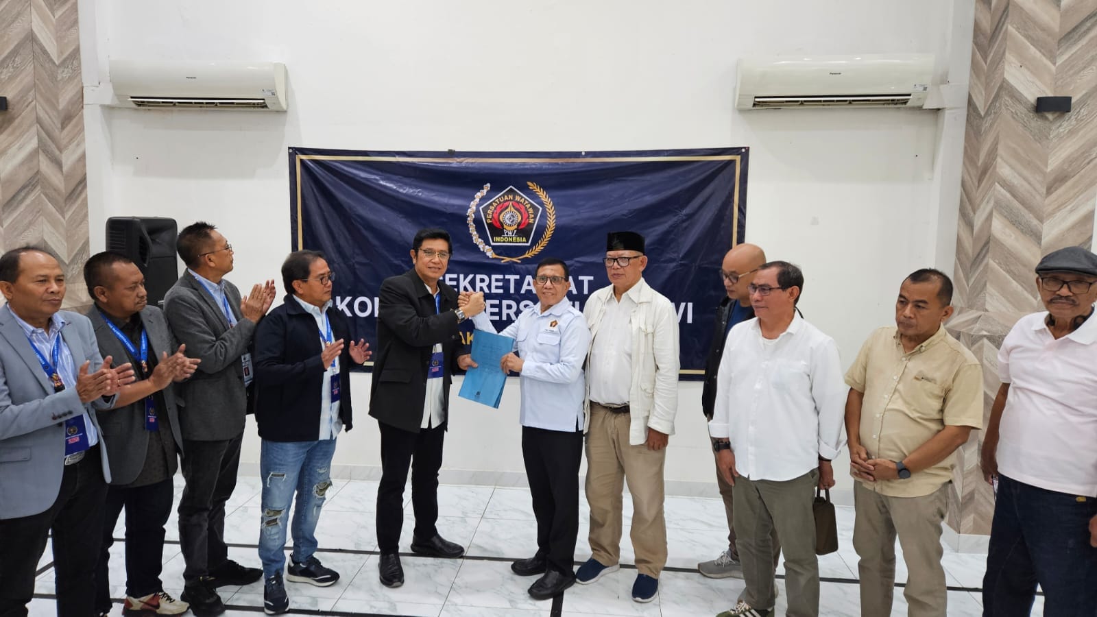Hendry Ch Bangun resmi daftar calon Ketua Umum PWI 2025 dengan dukungan 17 daerah, tegaskan maju independen di Kongres PWI.