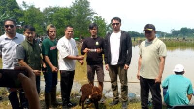 Iqrar Risyad Nasution gelar lomba mancing di Palasari Legok rayakan HUT RI ke-80, warga antusias ikuti acara meriah penuh kebersamaan.