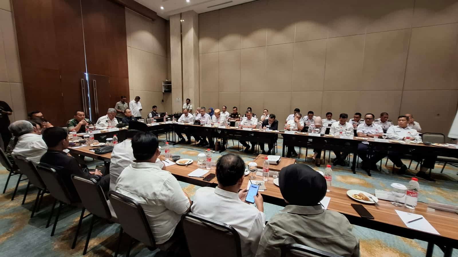 Pemkot Tangsel catat 241 kasus kekerasan 2025. Benyamin aktifkan hotline 112 dan umumkan pelaku inkrah untuk efek jera.