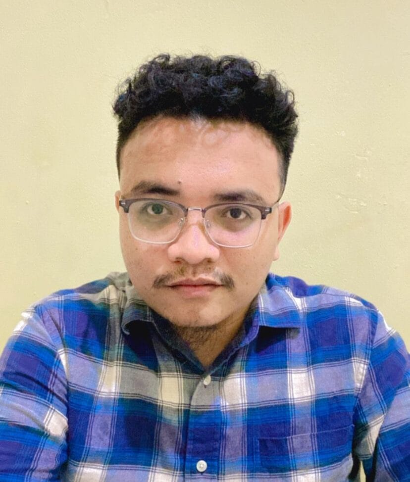 Poros Intelektual Muda buka posko pengaduan pendidikan tangani pungli, kekerasan, penahanan ijazah, dan beri layanan hukum gratis.