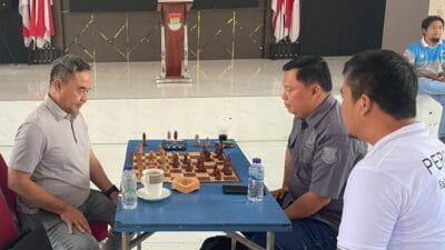 Soma Atmaja buka Putaran Kelima Liga Catur Percasi Tangerang di GSG Cikupa, diikuti 16 klub dan 106 pecatur ramaikan Ngeround Bareng.