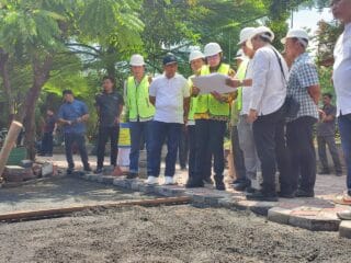 Pemkot Tangsel tata infrastruktur Arya Graha dengan betonisasi jalan, drainase baru, dan revitalisasi kawasan untuk atasi banjir.