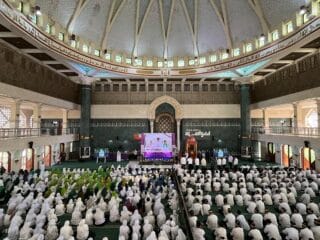 Pemkab Tangerang dan Forkopimda gelar istigasah di Masjid Al-Amjad, doa bersama untuk keselamatan, persatuan, dan kedamaian bangsa.