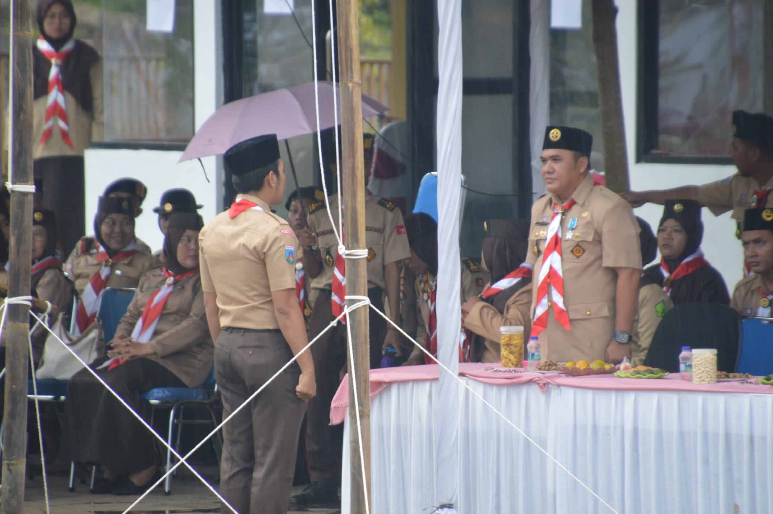 Upacara Hari Pramuka ke-64 di Cisoka resmi dibuka, dirangkai dengan Gladian Pimpinan Regu 2025 serta kegiatan edukatif Pramuka.