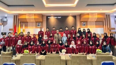 Dr. Luthfi Yazid ajak reset sistem negara hukum Indonesia, kritik mahasiswa soal keadilan dan dominasi kekuasaan mengemuka.