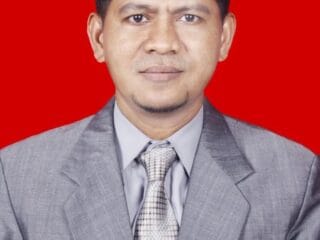 Ujian hidup adalah bentuk kasih sayang Allah. Melalui sabar, syukur, dan iman, hamba dapat meraih cinta dan ridha-Nya.