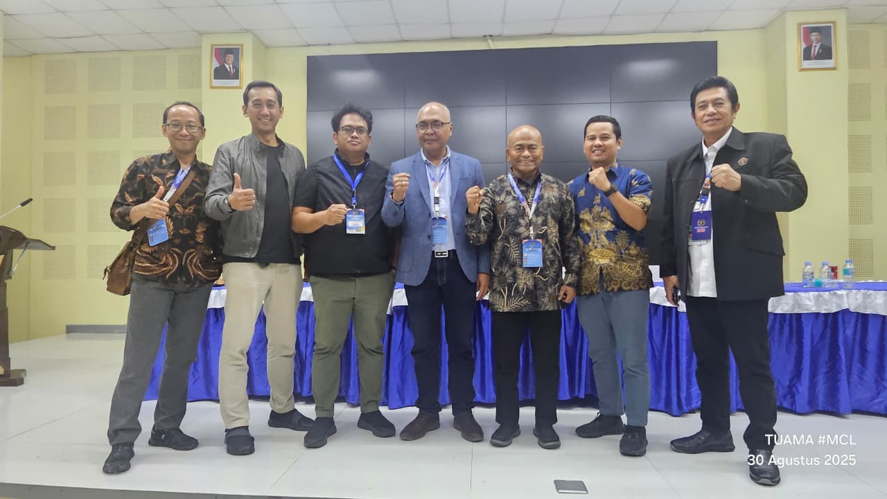 Kongres PWI 2025 di Bekasi pilih Akhmad Munir sebagai Ketua Umum dan Atal S. Depari pimpin Dewan Kehormatan, tegaskan modernisasi.