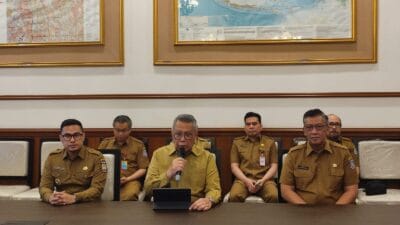 Wali Kota Tangsel Benyamin Davnie luruskan isu BPHTB viral Leony, pastikan keterbukaan informasi dan evaluasi pelayanan publik.