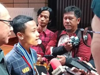 I Kadek Dhanvant Keene raih emas di Asian Zone 3.3 Chess 2025, bukti potensi pecatur muda Indonesia bersaing di level dunia.