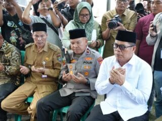 Kapolda Banten melayat dan menyampaikan belasungkawa kepada keluarga Andhika Lutfi Falah, pelajar SMK yang wafat usai demo.