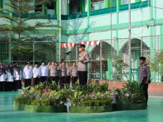 Kapolda Banten Irjen Pol Hengki ajak pelajar jauhi tawuran, narkoba, dan hoaks lewat Program Polisi Peduli Pendidikan (Poldik).