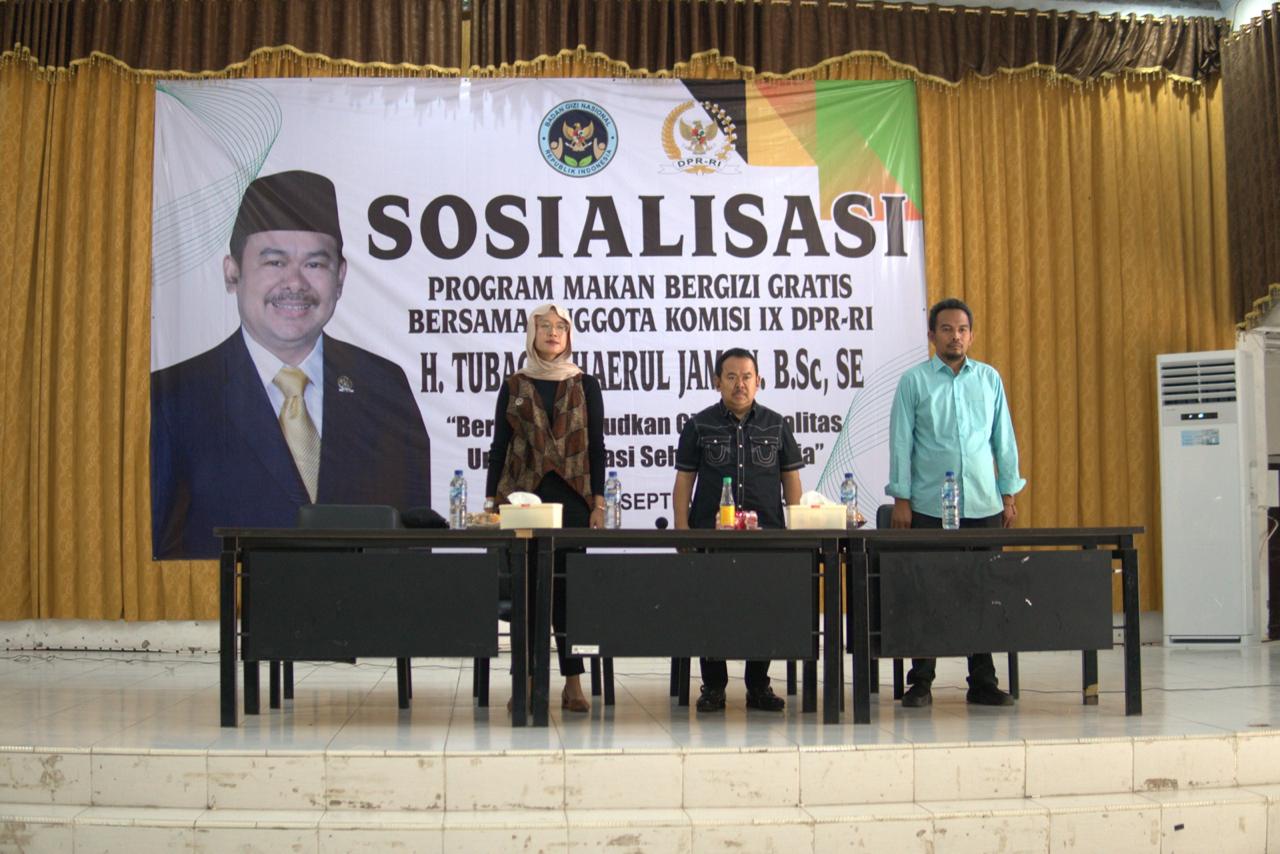 Program Makan Bergizi Gratis (MBG) cegah stunting, tingkatkan gizi anak, ibu hamil, dan dorong ekonomi lokal.