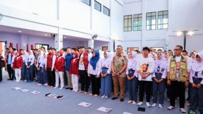 Seskab Teddy dan Mensos Saifullah tinjau Sekolah Rakyat Tangsel, wujud komitmen pemerataan pendidikan bagi warga kurang mampu.