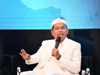 Dedi Mulyadi ajak warga Jawa Barat sisihkan Rp1.000/hari lewat Gerakan Poe Ibu untuk bantu kebutuhan darurat warga.