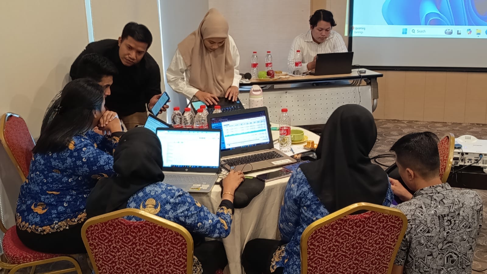 KPA, Dinkes, dan YCAB Kabupaten Tangerang gelar validasi data HIV untuk tingkatkan akurasi, kolaborasi, dan transparansi pelaporan.