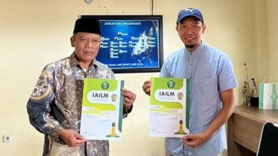 Fakultas Dakwah IAILM Suryalaya perpanjang MoU dengan Radar Tasikmalaya TV untuk perkuat kolaborasi pendidikan dan media.