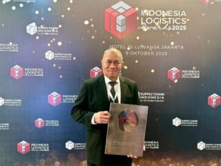 Prestasi JNE: Kembali Dinobatkan sebagai Kurir Terbaik di Indonesia Logistics Awards