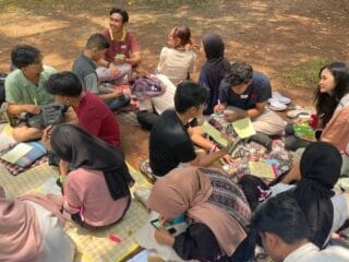 Kolaborasi KSP dan KMT hadirkan Community Gathering 2025 di Tebet Eco Park, wadah kreatif dan edukatif bagi generasi muda.