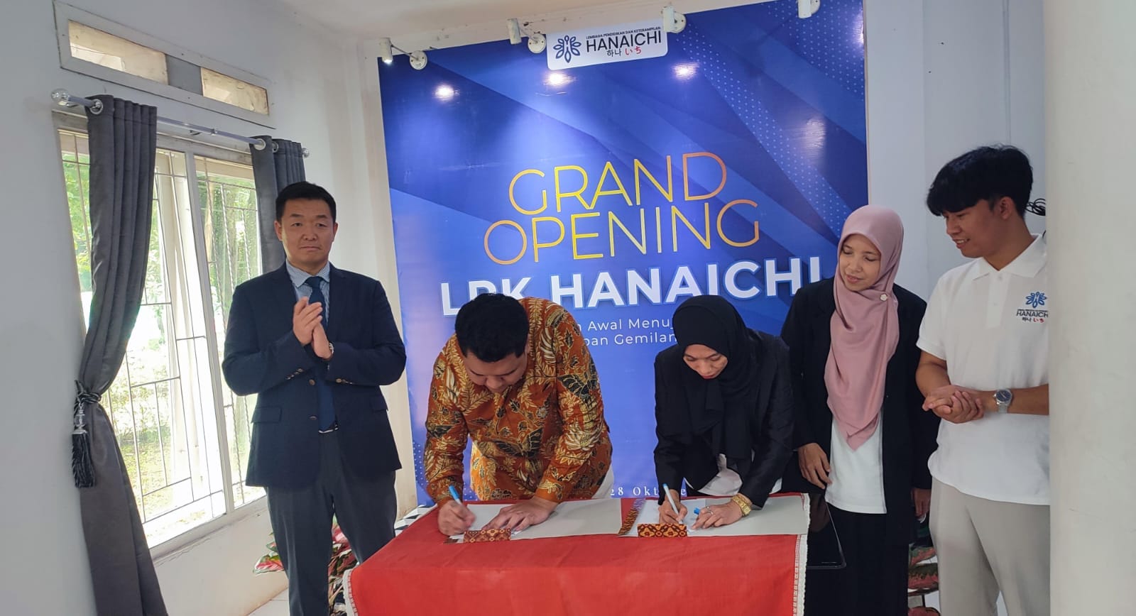 LPK Hanaichi Tangsel hadir untuk bekali generasi muda SDM unggul siap kerja global dengan bahasa, budaya & etika internasional.